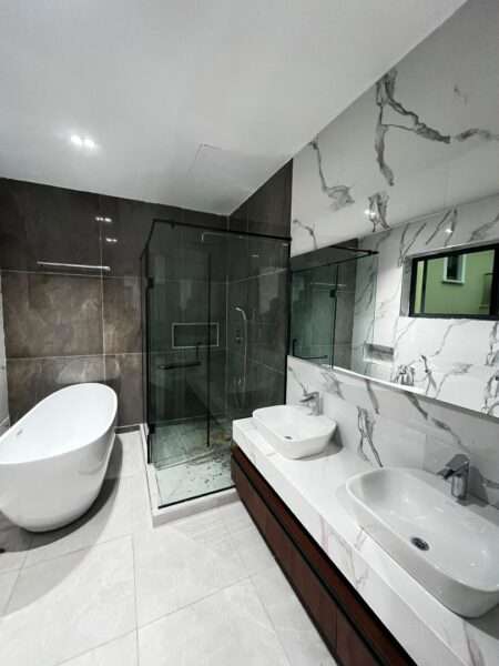 6-Bedroom Luxury Home for Sale in Old Ikoyi | ₦2.6 Billion