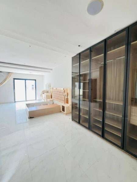 Waterfront 5-Bedroom Detached Mansion in Banana Island For Sale