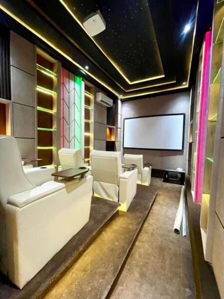 5-Bedroom Luxury Home in Ikoyi with Elevator & Pool