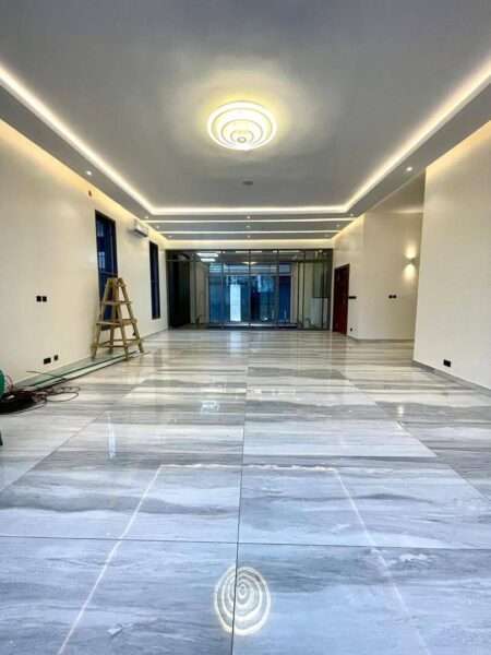 5-Bedroom Luxury Home in Ikoyi with Elevator & Pool