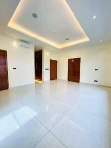 5-Bedroom Luxury Home in Ikoyi with Elevator & Pool